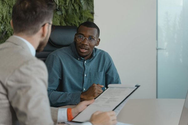 « comment optimiser vos connexions professionnelles avec des cartes de visite »