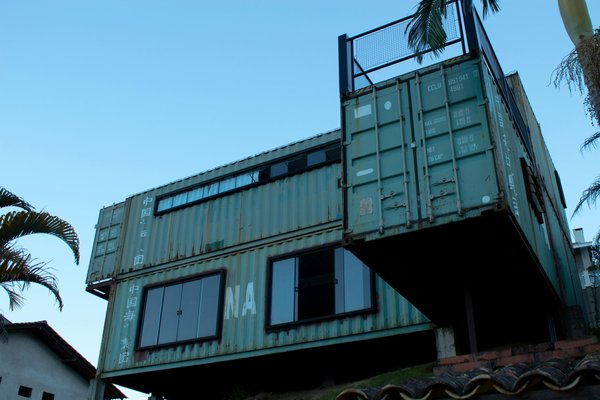 Optimisez votre espace avec des containers box sur mesure